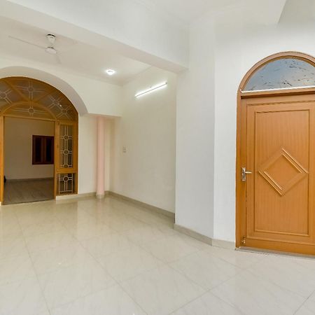 Hotel O Kusum Lodge Pandu Buitenkant foto