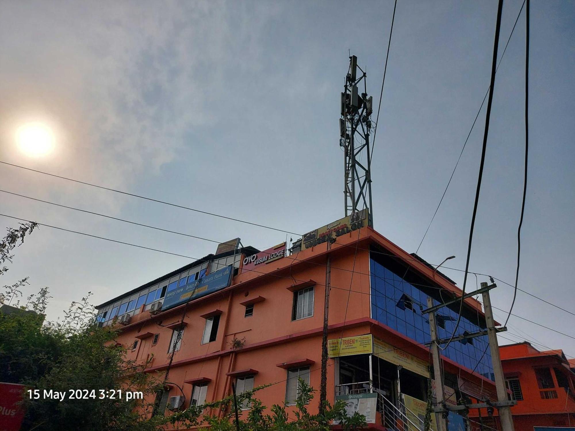 Hotel O Kusum Lodge Pandu Buitenkant foto