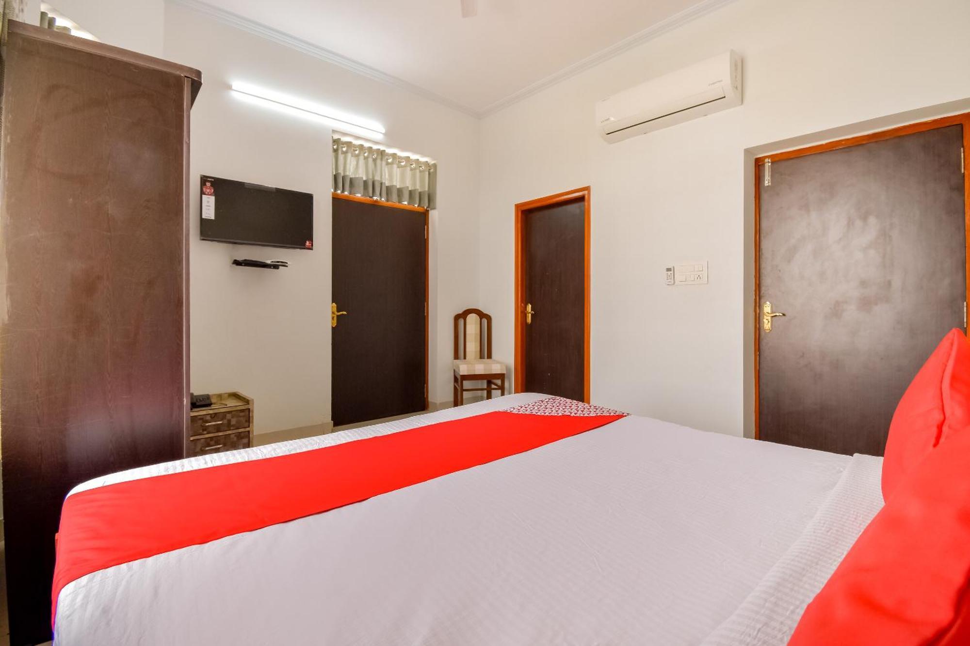 Hotel O Kusum Lodge Pandu Buitenkant foto